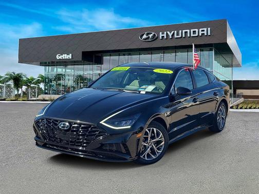 2022 Hyundai SONATA SEL