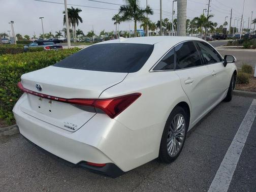 2020 Toyota Avalon Hybrid Limited