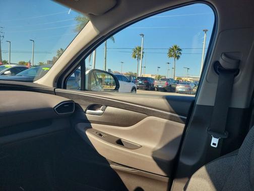 2019 Hyundai SANTA FE SEL 2.4