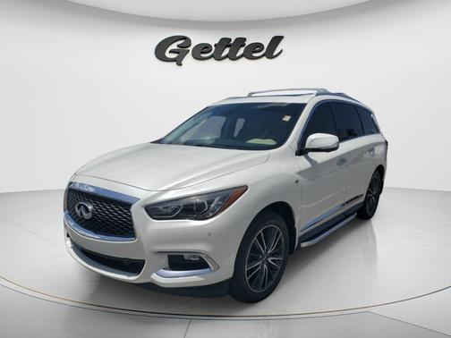 Majestic White 2018 INFINITI QX60 Base