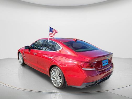 2021 Genesis G70 2.0T RWD