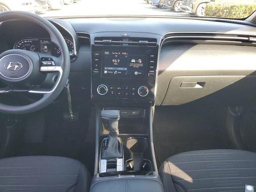 2023 Hyundai SANTA CRUZ SE