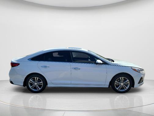 2019 Hyundai SONATA Limited