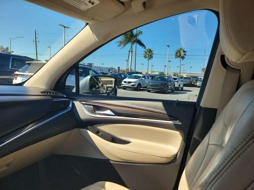 2020 Buick Enclave FWD Essence