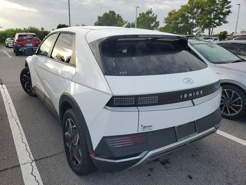 2024 Hyundai IONIQ 5 SEL