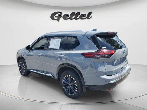 2025 Nissan Rogue Platinum