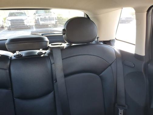 2015 MINI Hardtop Cooper