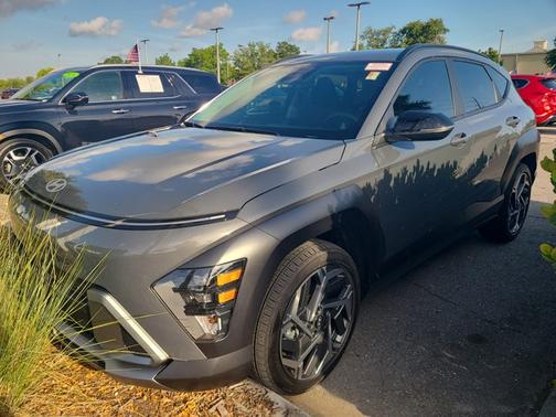Ecotronic Gray Pearl 2026 Hyundai KONA SEL Premium