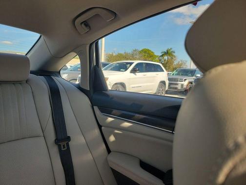 2022 Honda Accord Hybrid EX-L