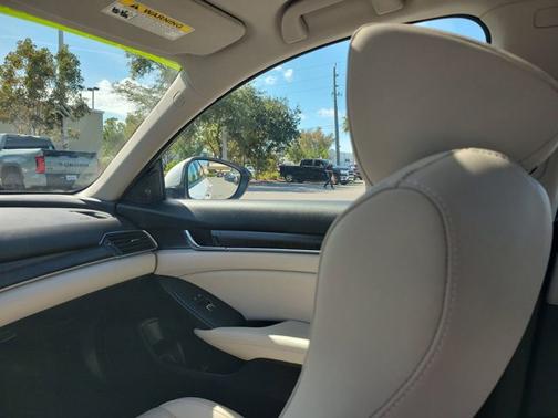 2022 Honda Accord Hybrid EX-L