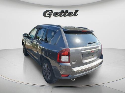 Granite Crystal Metallic Clearcoat 2016 Jeep Compass 75th Anniversary