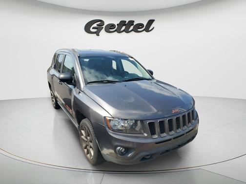 Granite Crystal Metallic Clearcoat 2016 Jeep Compass 75th Anniversary