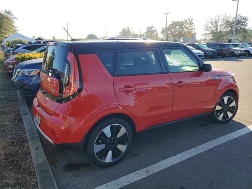 2017 Kia Soul +