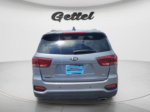 Everlasting Silver 2019 Kia Sorento LX
