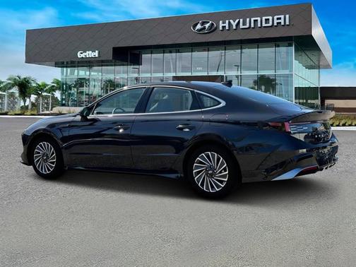 2025 Hyundai SONATA Hybrid Limited