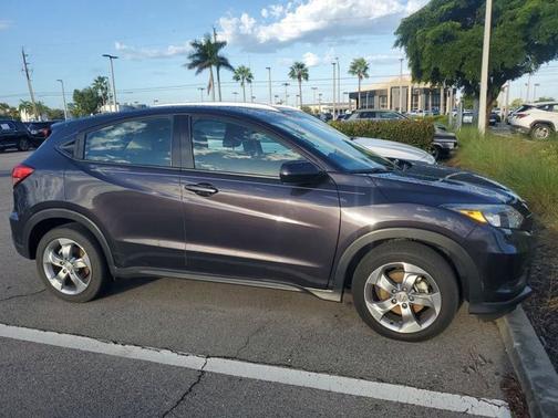 2017 Honda HR-V LX