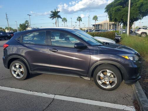 2017 Honda HR-V LX