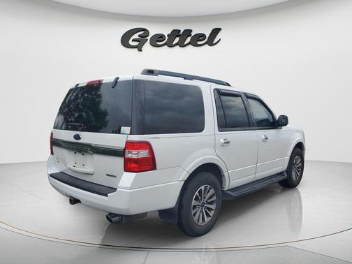 OXFORD WHITE 2017 Ford Expedition XLT