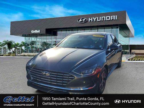 2023 Hyundai SONATA Hybrid Base