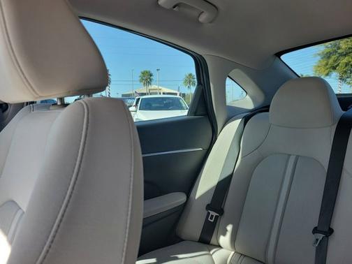 2023 Hyundai SONATA Hybrid Base