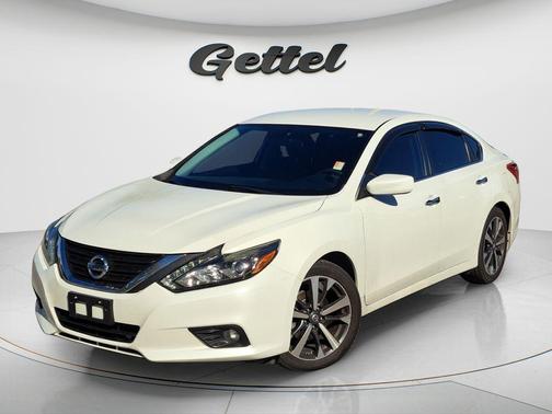 2016 Nissan Altima 2.5 SR