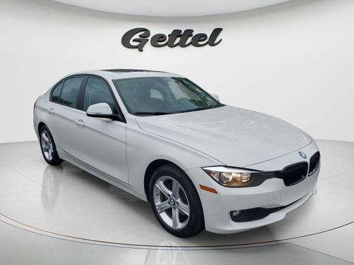 Alpine White 2015 BMW 320 i