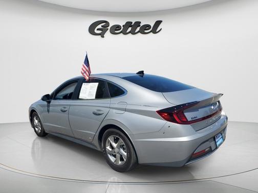 2023 Hyundai SONATA SE