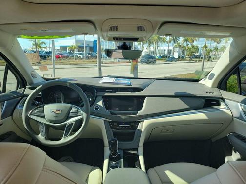 2025 Cadillac XT5 Premium Luxury