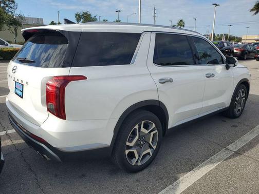 2025 Hyundai PALISADE SEL Premium