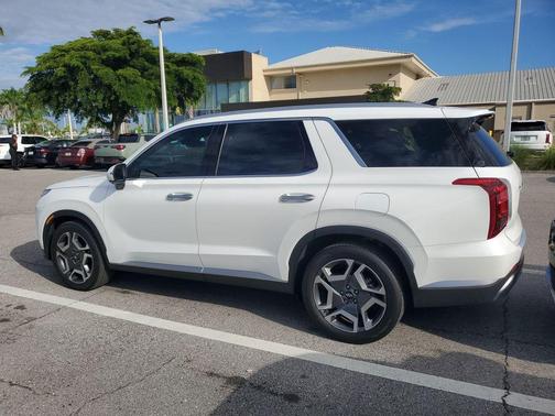 2025 Hyundai PALISADE SEL Premium