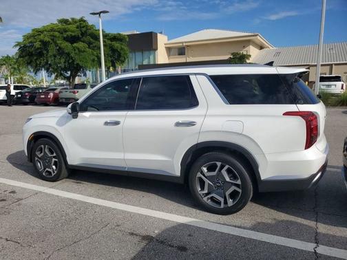 2025 Hyundai PALISADE SEL Premium