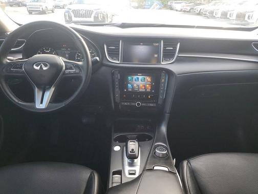 2023 INFINITI QX50 LUXE