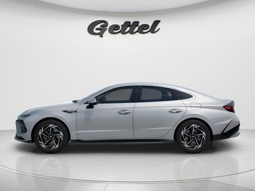 Aero Silver 2026 Hyundai SONATA SEL