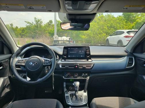 2021 Kia Seltos S