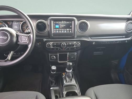 2022 Jeep Wrangler Unlimited Sport