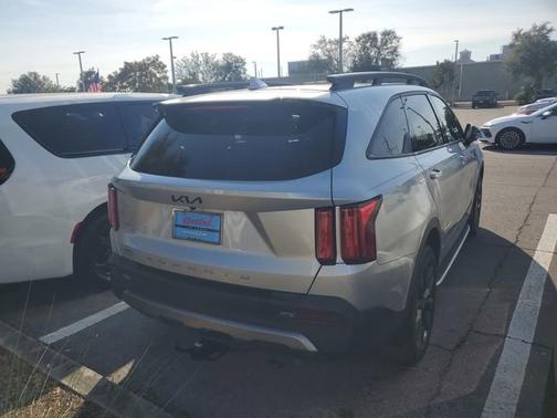 2022 Kia Sorento SX