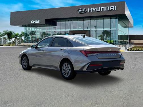 2025 Hyundai ELANTRA HEV Blue