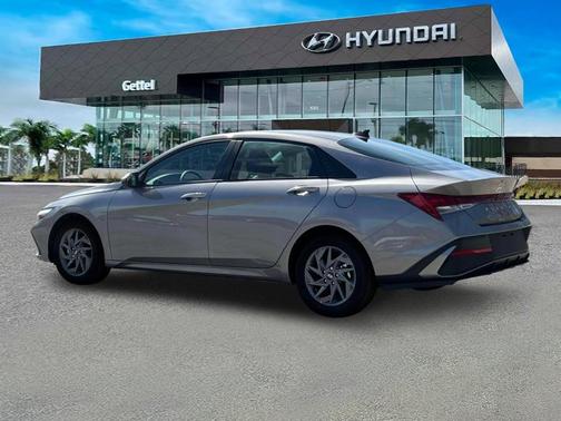 2025 Hyundai ELANTRA HEV Blue