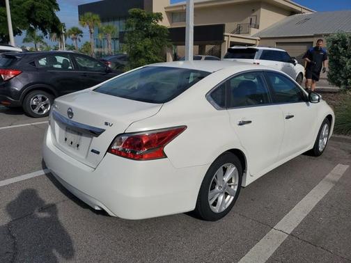 2014 Nissan Altima 2.5 SV