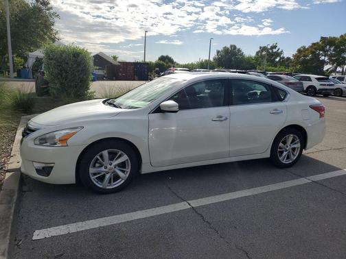 2014 Nissan Altima 2.5 SV