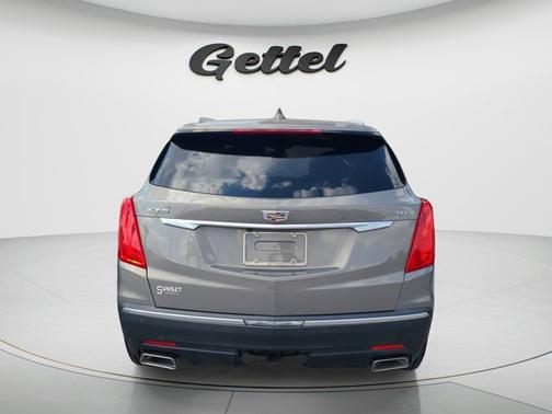 Bronze Dune Metallic 2017 Cadillac XT5 Luxury