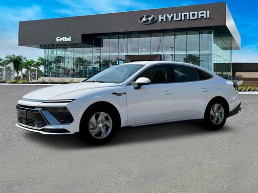 2025 Hyundai SONATA SE
