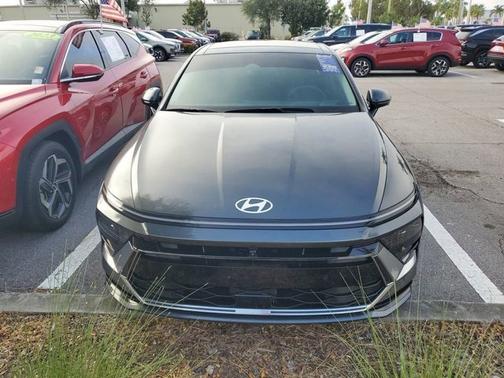 2024 Hyundai SONATA Hybrid Limited