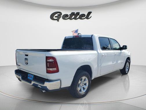 Bright White Clearcoat 2024 RAM 1500 Laramie