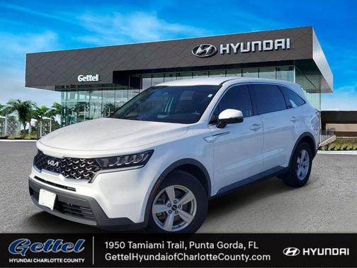 2023 Kia Sorento LX