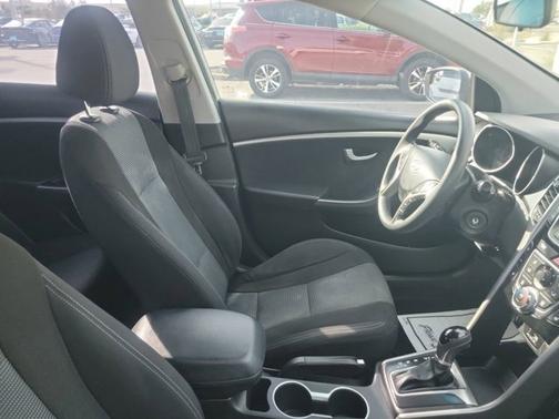 2016 Hyundai Elantra GT Base