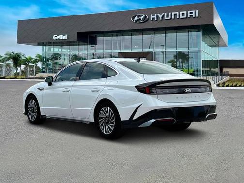 2025 Hyundai SONATA Hybrid SEL