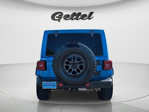Hydro Blue Pearlcoat 2023 Jeep Wrangler Rubicon 392