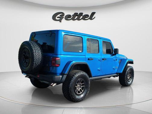 Hydro Blue Pearlcoat 2023 Jeep Wrangler Rubicon 392