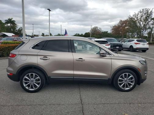 2019 Lincoln MKC Select